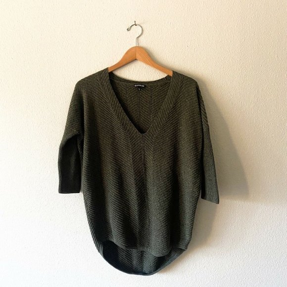 Express dark green half sleeve sweater knit size M